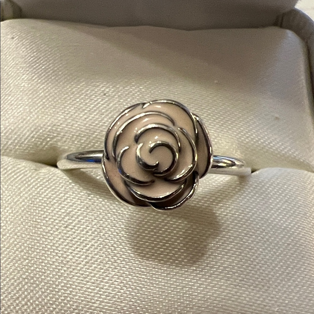 Pandora Rose Garden Ring, size 56